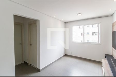 Sala de TV de apartamento à venda com 2 quartos, 51m² em Centro, Barueri