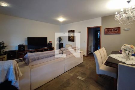 Sala de casa à venda com 3 quartos, 238m² em Guarani, Campinas