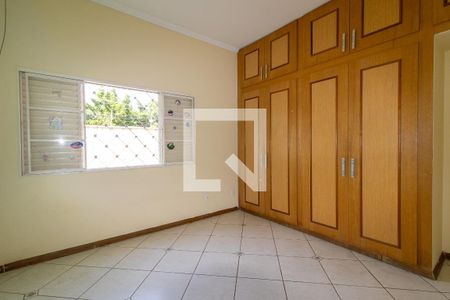 Quarto 2 de casa à venda com 3 quartos, 140m² em Taquaral, Campinas