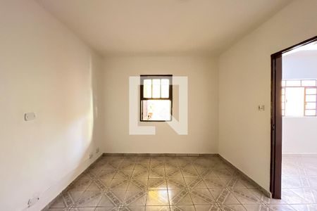 Quarto de casa para alugar com 1 quarto, 70m² em Vila Zat, São Paulo