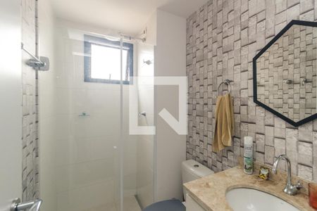 Banheiro de kitnet/studio para alugar com 1 quarto, 29m² em Santa Ifigênia, São Paulo