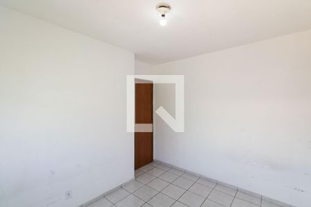 Quarto 1 de apartamento para alugar com 2 quartos, 51m² em Paciência, Rio de Janeiro