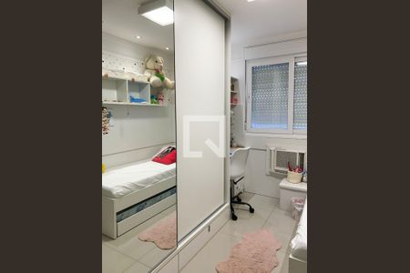 Quarto 1 de apartamento para alugar com 2 quartos, 69m² em São João, Porto Alegre