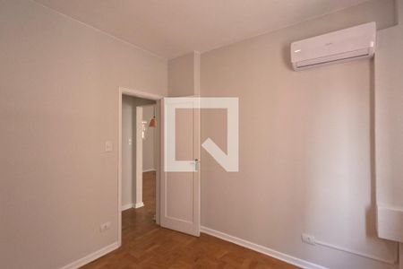 Quarto 1 de apartamento para alugar com 1 quarto, 60m² em José Menino, Santos