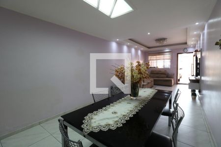 Sala de casa à venda com 3 quartos, 137m² em Vila Camilópolis, Santo André