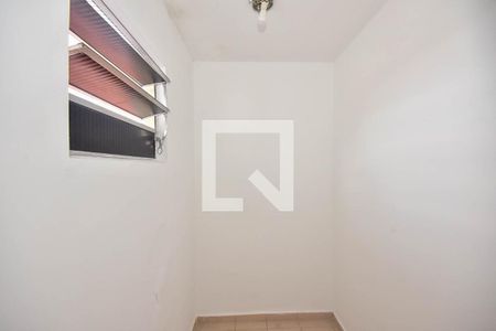 Closet do Quarto 1 de casa para alugar com 2 quartos, 75m² em Vila Morse, São Paulo