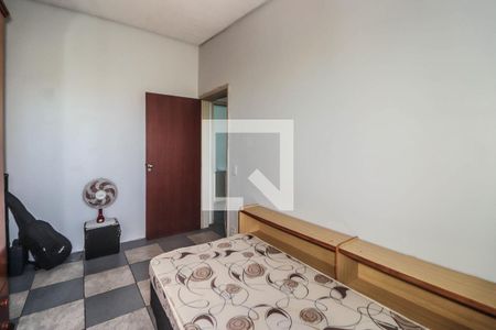 Quarto 2 de apartamento para alugar com 2 quartos, 55m² em Humaitá, Porto Alegre