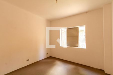 Quarto 2 de apartamento para alugar com 2 quartos, 70m² em Jardim Calux, São Bernardo do Campo