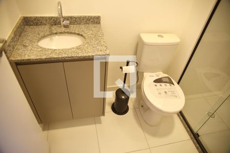 banheiro de kitnet/studio para alugar com 1 quarto, 20m² em Vila Campestre, São Bernardo do Campo