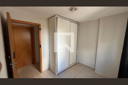 Quarto 1 de apartamento para alugar com 2 quartos, 48m² em Qi 24, Brasília