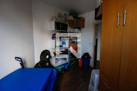 Quarto de apartamento à venda com 2 quartos, 57m² em Jardim Henriqueta, Taboão da Serra