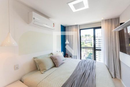 Suíte de apartamento para alugar com 3 quartos, 149m² em Tijuca, Rio de Janeiro