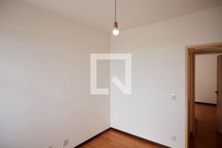 Quarto 1 de apartamento para alugar com 3 quartos, 98m² em Sagrada Família, Belo Horizonte