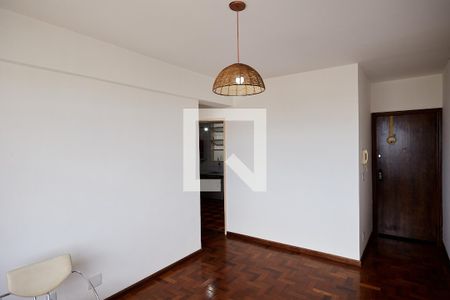 Sala de apartamento para alugar com 3 quartos, 90m² em Sagrada Família, Belo Horizonte