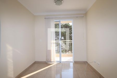 Sala de apartamento para alugar com 2 quartos, 74m² em Vila Paulo Silas, São Paulo