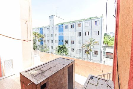 Vista da Sala de apartamento para alugar com 2 quartos, 44m² em Conjunto Residencial José Bonifácio, São Paulo