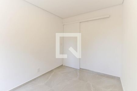 Quarto 1 de apartamento para alugar com 2 quartos, 44m² em Conjunto Residencial José Bonifácio, São Paulo