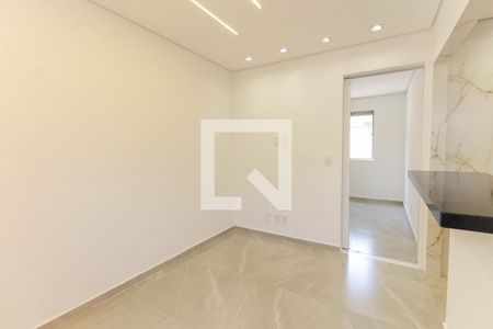 Sala de apartamento para alugar com 2 quartos, 44m² em Conjunto Residencial José Bonifácio, São Paulo