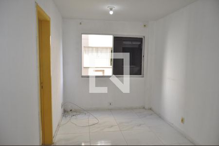 Sala de apartamento para alugar com 2 quartos, 44m² em Quintino Bocaiúva, Rio de Janeiro