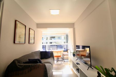 Sala de apartamento para alugar com 2 quartos, 94m² em Ondina, Salvador