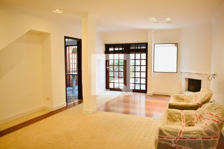 Sala de casa de condomínio à venda com 4 quartos, 220m² em Planalto Paulista, São Paulo