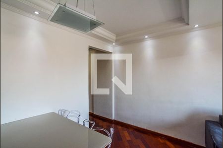 Sala de apartamento à venda com 3 quartos, 67m² em Vila Luzita, Santo André