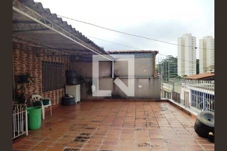 Casa à venda com 3 quartos, 247m² em Vila Primavera, São Paulo