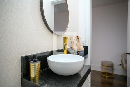 Lavabo de casa à venda com 3 quartos, 225m² em Vila Moinho Velho, São Paulo