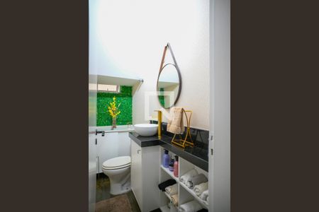 Lavabo de casa à venda com 3 quartos, 225m² em Vila Moinho Velho, São Paulo