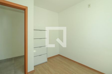 Quarto 2 de apartamento para alugar com 2 quartos, 46m² em Humaitá, Porto Alegre