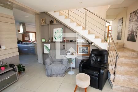 Sala de casa à venda com 4 quartos, 272m² em Marechal Rondon, Canoas