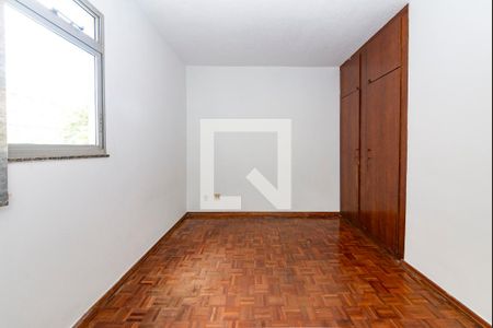 Quarto 1 de apartamento para alugar com 2 quartos, 80m² em Caiçara-adelaide, Belo Horizonte