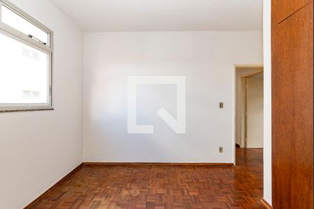 Quarto 2 de apartamento para alugar com 2 quartos, 80m² em Caiçara-adelaide, Belo Horizonte