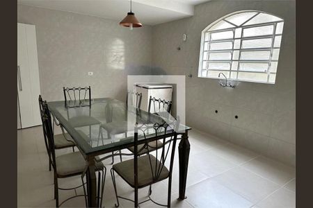 Casa à venda com 4 quartos, 250m² em Vila Guarani, São Paulo