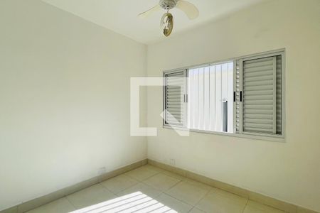 Quarto 2 de casa para alugar com 4 quartos, 250m² em Jardim Santa Francisca, Guarulhos