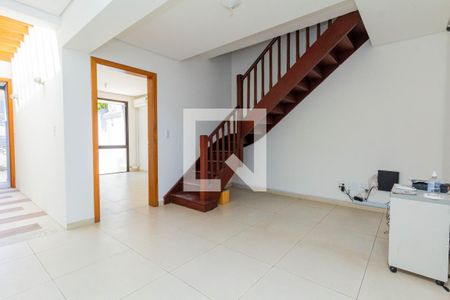 Sala de casa para alugar com 4 quartos, 165m² em Chácara Seis de Outubro, São Paulo