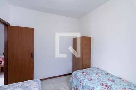 Quarto 2 de apartamento para alugar com 2 quartos, 51m² em Serrano, Belo Horizonte