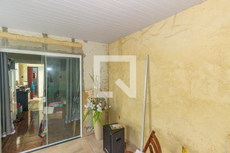 Sala de casa para alugar com 2 quartos, 360m² em Marechal Hermes, Rio de Janeiro