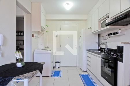 Sala de apartamento à venda com 2 quartos, 33m² em Piqueri, São Paulo