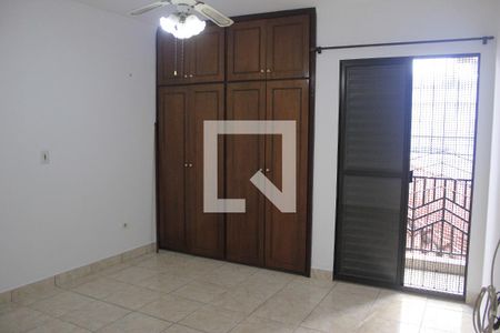 Suíte de casa para alugar com 3 quartos, 225m² em Vila Galvão, Guarulhos