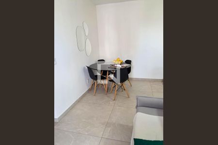 Sala de apartamento para alugar com 2 quartos, 47m² em Centro, Nova Iguaçu