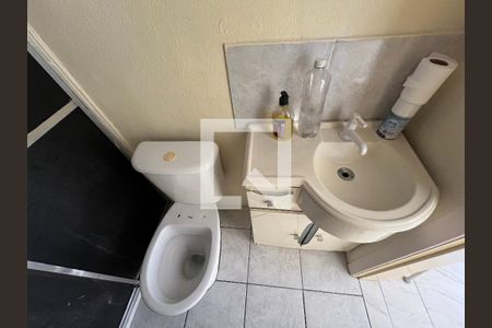 Banheiro de apartamento para alugar com 2 quartos, 42m² em Canudos, Novo Hamburgo