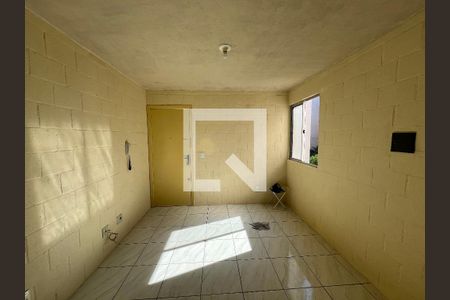 Sala de apartamento para alugar com 2 quartos, 42m² em Canudos, Novo Hamburgo