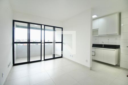 Sala de apartamento para alugar com 2 quartos, 61m² em Vila Laura, Salvador