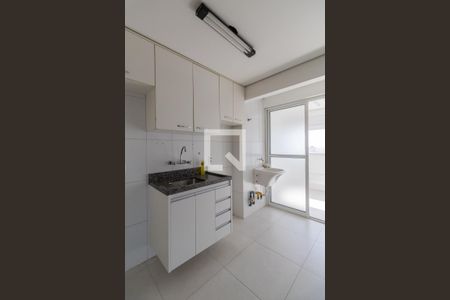 Sala/Cozinha/Área de Serviço  de apartamento para alugar com 2 quartos, 54m² em Parque Boturussu, São Paulo