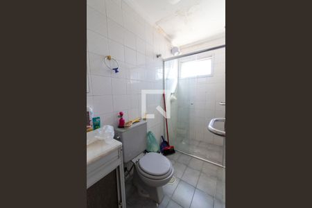 Banheiro de kitnet/studio para alugar com 1 quarto, 40m² em Botafogo, Campinas