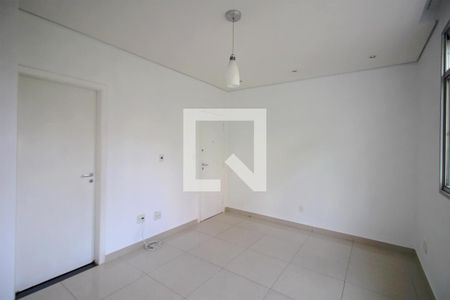 Sala de apartamento para alugar com 2 quartos, 64m² em Estoril, Belo Horizonte