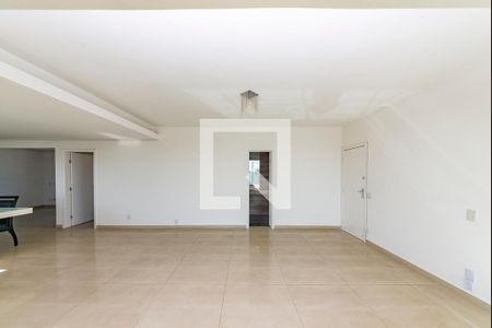 Sala 1 de apartamento para alugar com 3 quartos, 150m² em Barreiro, Belo Horizonte