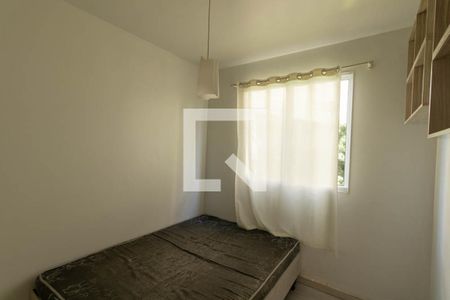 Quarto 1 de apartamento para alugar com 2 quartos, 38m² em Bom Jesus, São José dos Pinhais