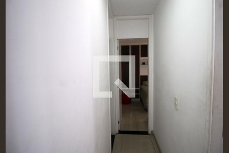 Sala - Corredor de apartamento para alugar com 2 quartos, 56m² em Parada de Lucas, Rio de Janeiro